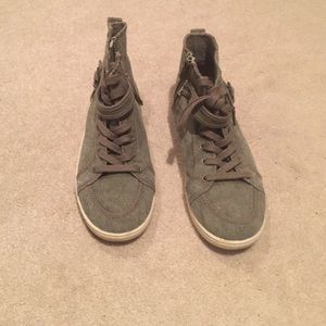 Roxy High Top Sneakers