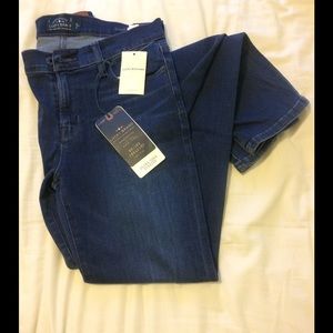 NWT Lucky Brand Brooke Straight Dark wash jeans