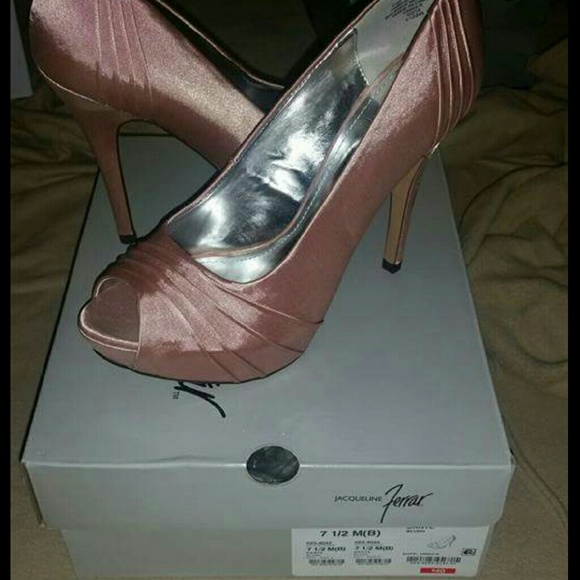 Heels - Picture 1 of 1
