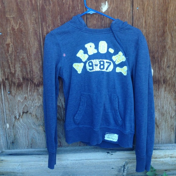 Aeropostale Hoodie / Sweater / Sweatshirt