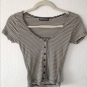 Brandy Melville Crop Top