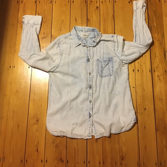 Light acid wash button down long sleeve shirt
