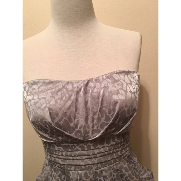 Party Dress light Gray. - Picture 2 of 4