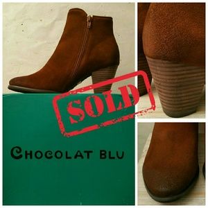 New Chocolat Blu Horizon Rust Ankle Boots