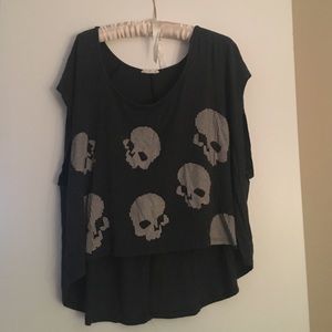 Skull short sleeve, flowy shirt