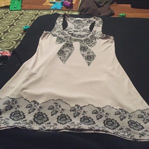 Baby pink with lace pattern tank