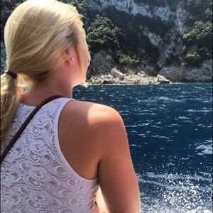 Meet your Posher, Alexis