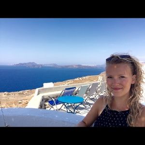 Meet your Posher, Amelia