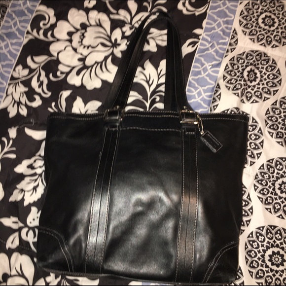 ❌❌❌SOLD❌❌❌AUTHENTIC COACH SHOPPER