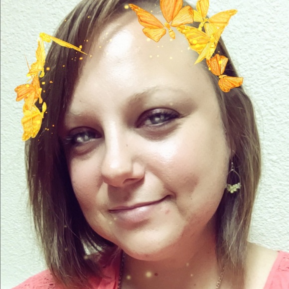 Meet your Posher, Carla - Picture 1 of 1