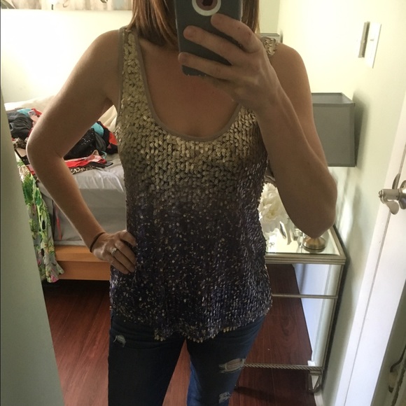 Ombré sequins tank top