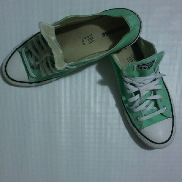 Mint green converse - Picture 2 of 4