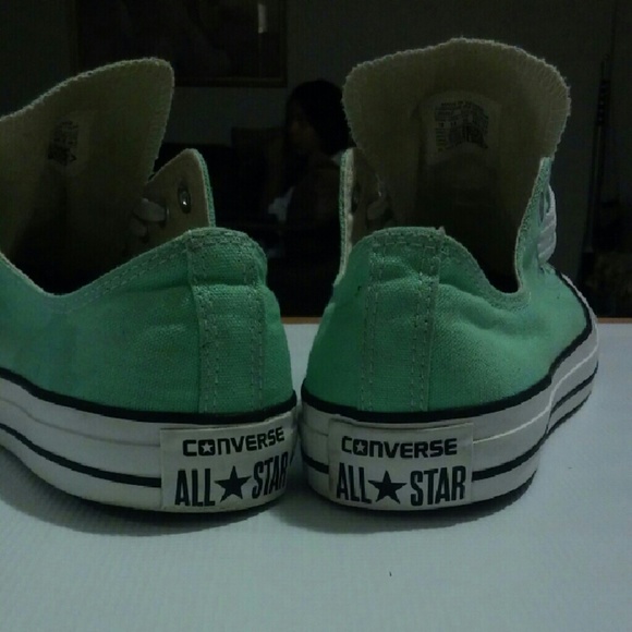 Mint green converse - Picture 4 of 4