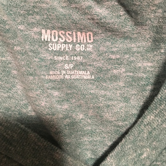 green t shirt - Picture 2 of 2