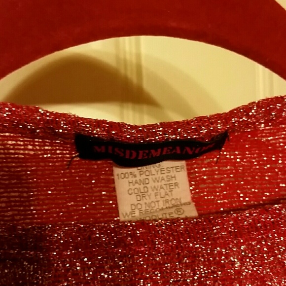 Red Top - Picture 2 of 4