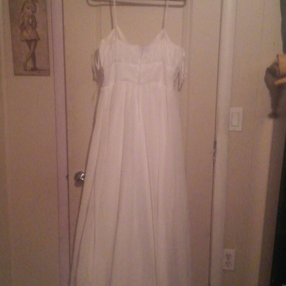 Dress - Picture 2 of 2