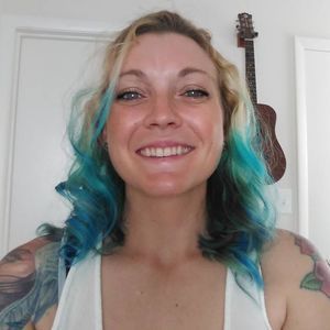 Meet your Posher, Alicia