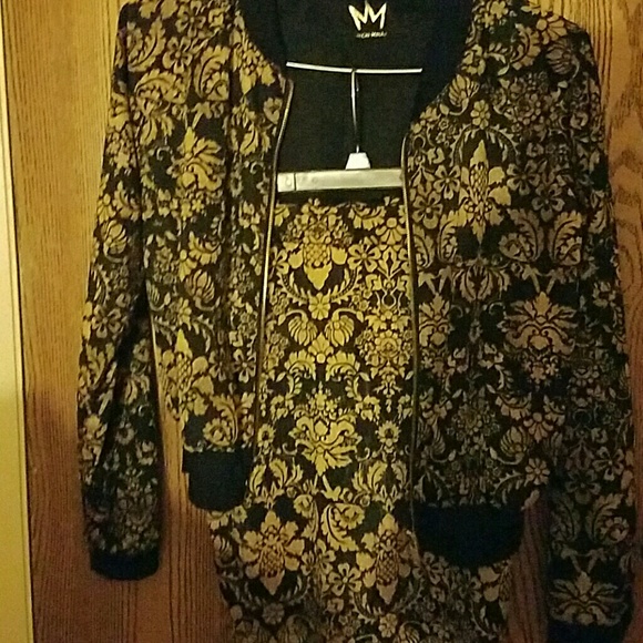 Jacket for sale not the skirt jacket you can turn