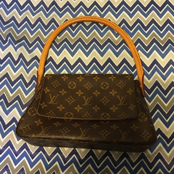 Louis Vuitton - shoulder bag