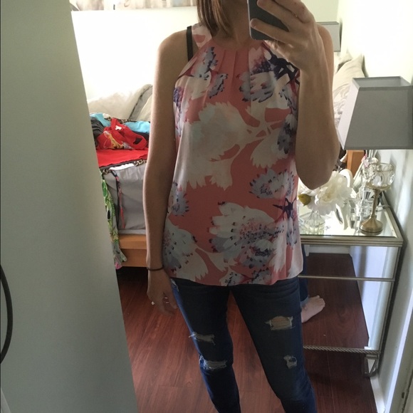 Floral halter top