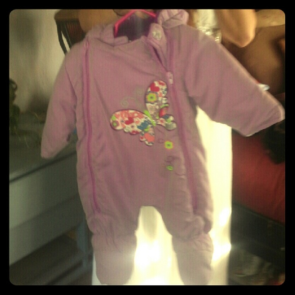 Chids snow suit
