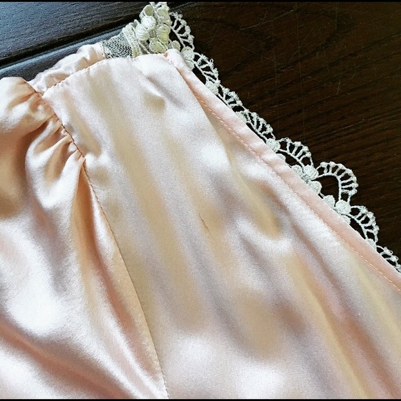 Silk Vintage Style Dress - Picture 4 of 4
