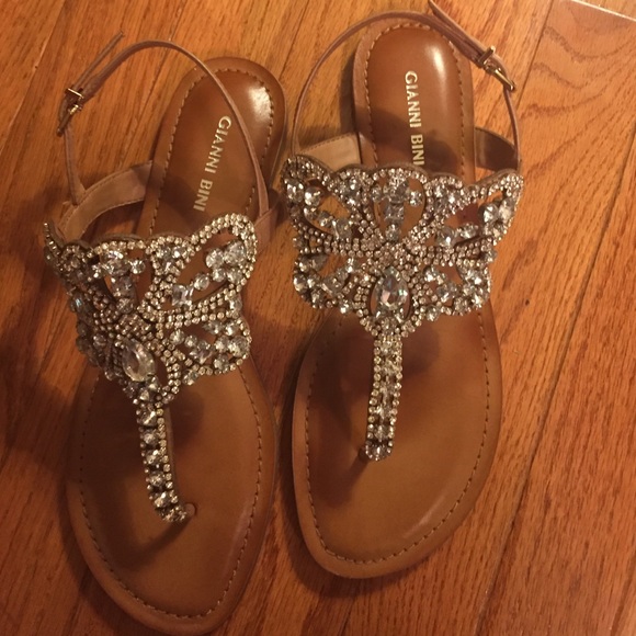 ⭐️SOLD⭐️ Jeweled Sandals, like new!