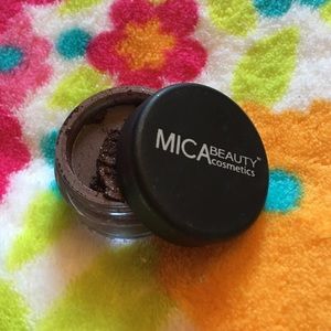 Mica Beauty Cosmetics - Shimmer Powder. 💋