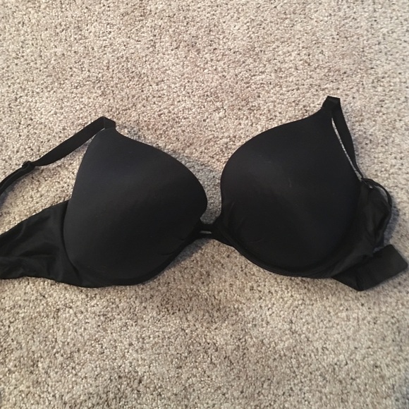 Victoria's Secret plunge bra