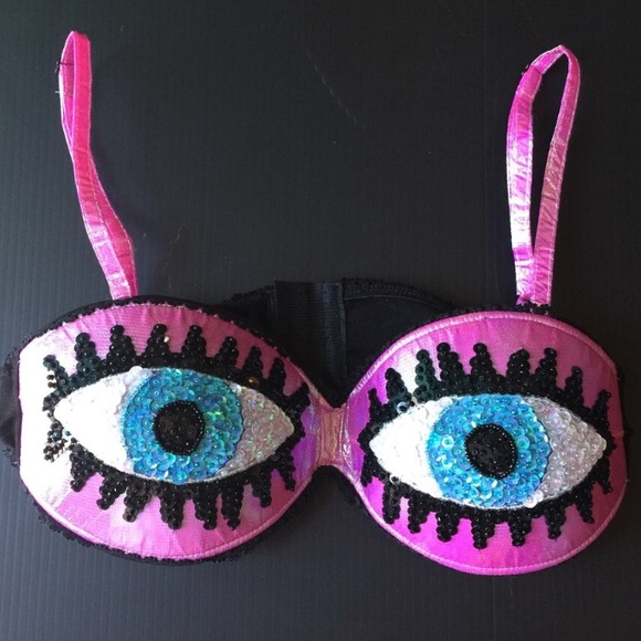 SOLD✨DI$COUNT UNIVER$E iiii top ✨