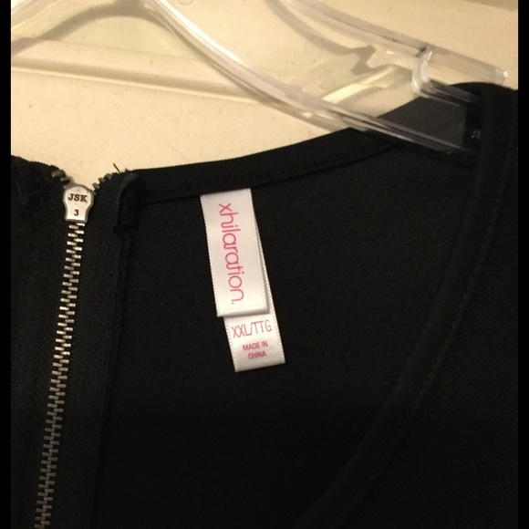 Black and Floral Print Dress - Picture 4 of 4