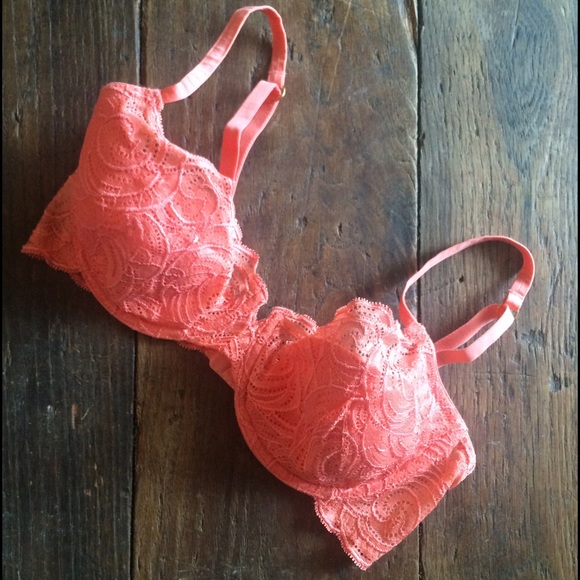 Victoria's Secret Demi Bra