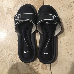 Nike slides
