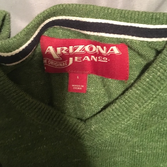 crew neck - Picture 2 of 2