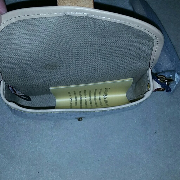 Wristlet - Picture 3 of 4