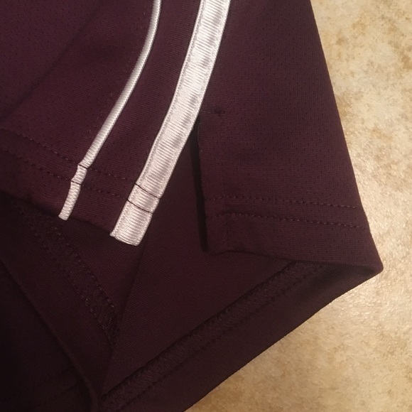 Athletic shorts - Picture 2 of 3