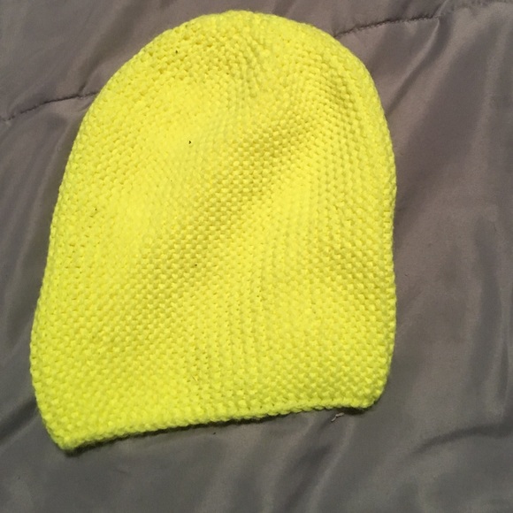 bright yellow beanie - Picture 1 of 2