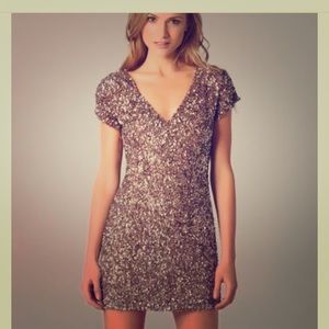 🛍SALE!!!🎁Parker Serena Sequin Cocktail Dress