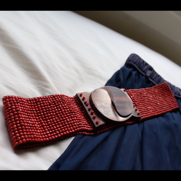 Anthropologie coral bead/wooden stretchy belt