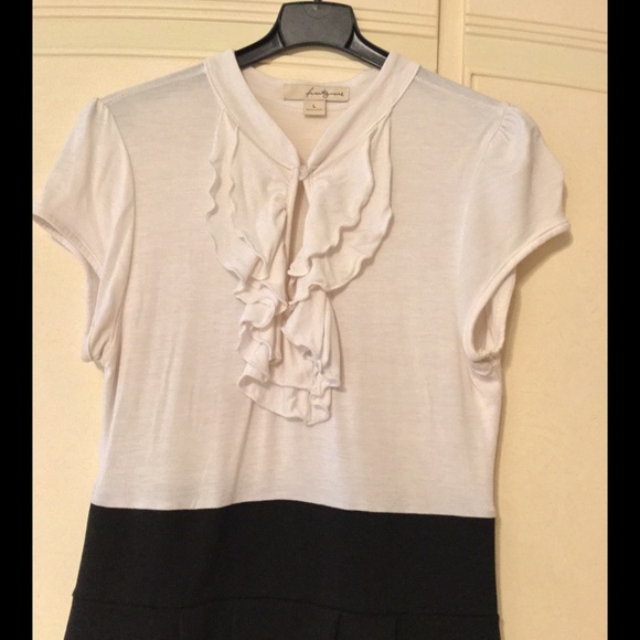 Forever21 Ruffled Keyhole Mini Dress - Picture 2 of 3