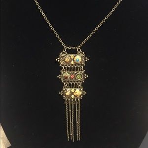 Vantage pendant necklace