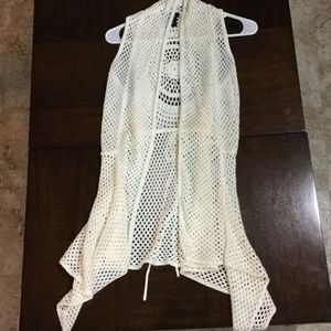Crochet sleeveless cardigan