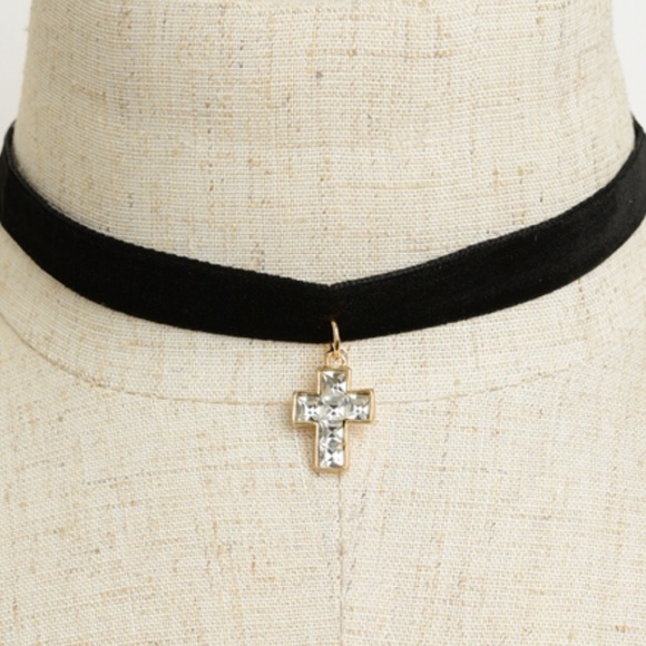 NEW Silver OR Gold Cross Chocker Necklace