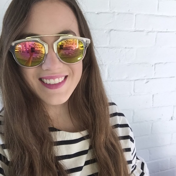 "Madeline" Sunglasses || Clear & Pink Mirror - Picture 3 of 6