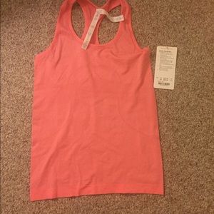 Swiftly tech racerback lululemon size 6