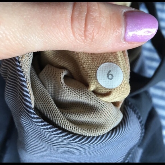 Grey Cross Back Tank - Picture 3 of 3