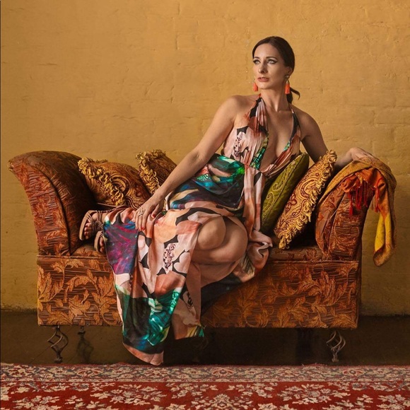 Meet your Posher, Fernanda - Picture 5 of 6