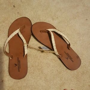 American Eagle sandles