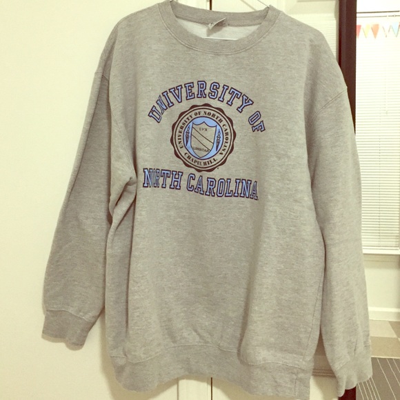 UNC Logo Sweatshirt