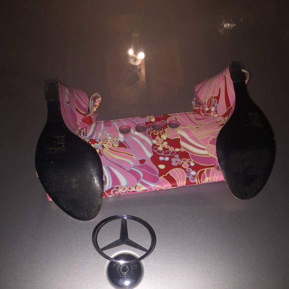 Shoes and purse matching set!  Shoe is size 9. - Picture 4 of 4